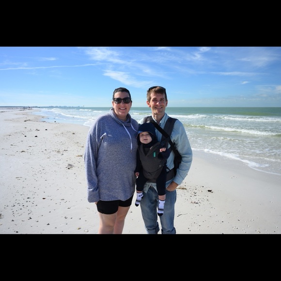 Meet your Posher, Laura - Picture 3 of 3